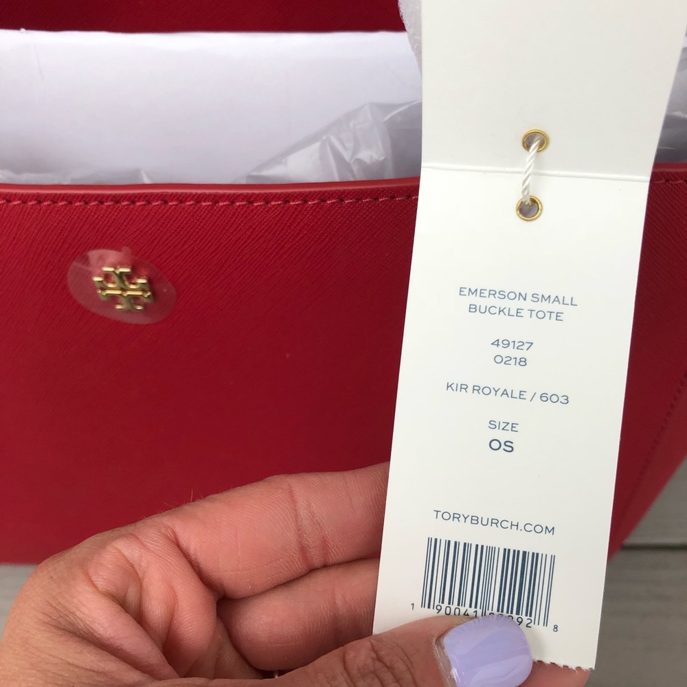 Tory Burch❤️ “Emerson small buckle tote” - Picture 6 of 8